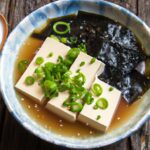 Quick & Cozy: 10-Minute Miso Soup with Tofu & Seaweed