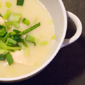 Deliciously Creamy Keto Chicken and Leek Soup Recipe