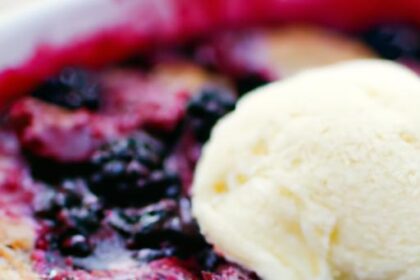 Irresistible Blackberry Cobbler Recipe: Sweet & Simple Delight