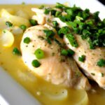 Light & Luscious: Creamy Garlic Chicken Under 300 Calories