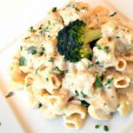 Creamy Cauliflower Alfredo Pasta: Low-Cal Flavor Fix